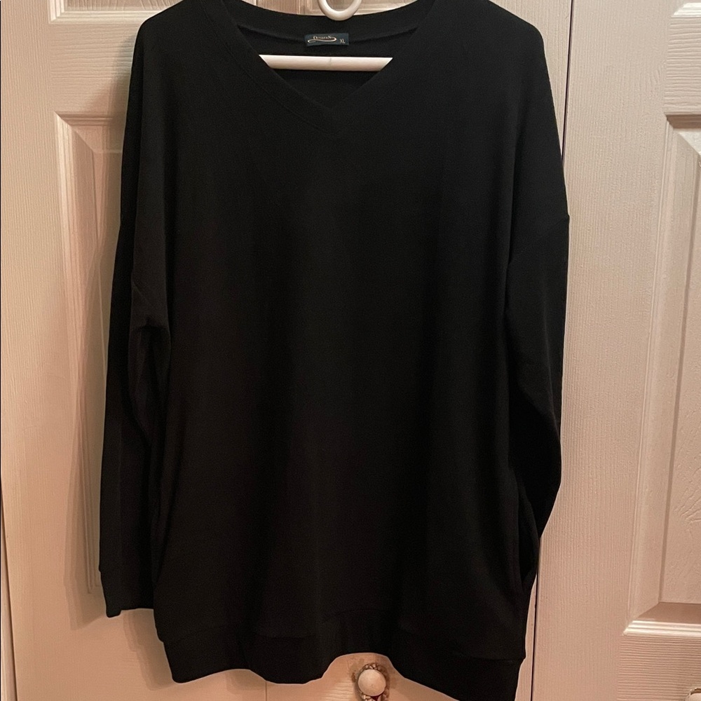 Classic Black V-Neck Sweater for Women. Very soft and stretchy pockets on boths